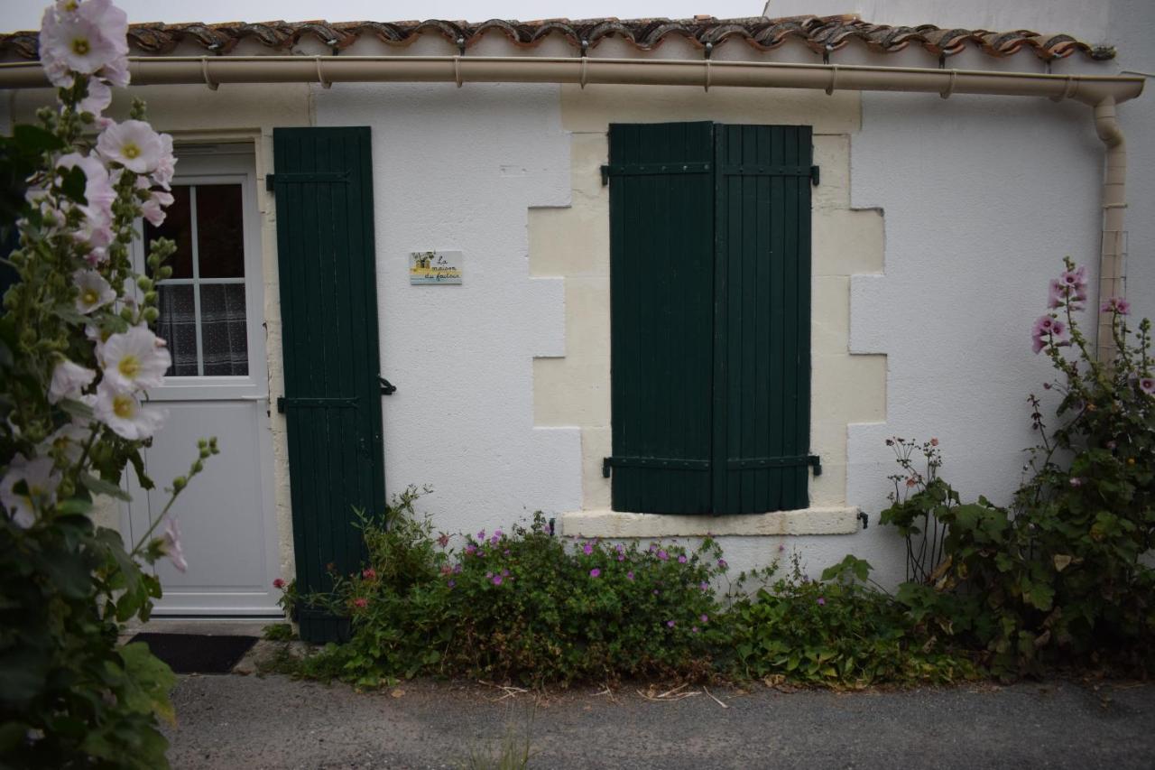 La Maison Du Facteur Saint-Denis-dʼOléron Exterior foto